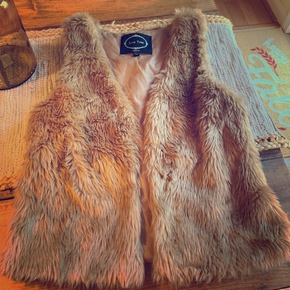 Jackets & Blazers - Warm and comfy vest